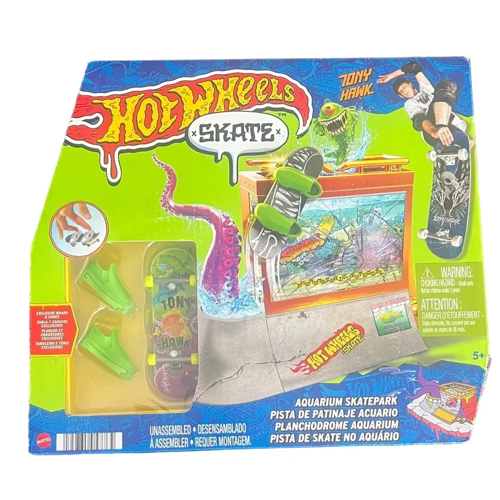 Hot Wheels Tony Hawk Skate Aquarium Skatepark Playset